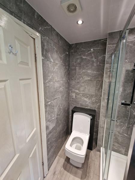 Taylor Plumb & Build