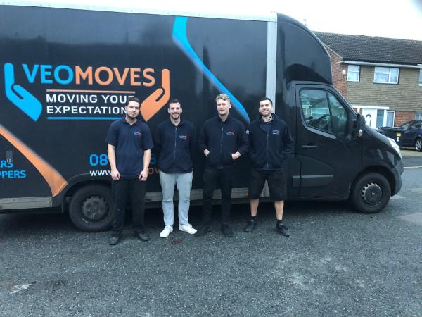 VEO Moves Kent Removals