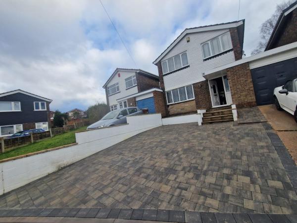 M&M Driveways Ltd