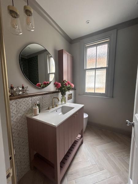 Simply Bathrooms (Surrey) Ltd