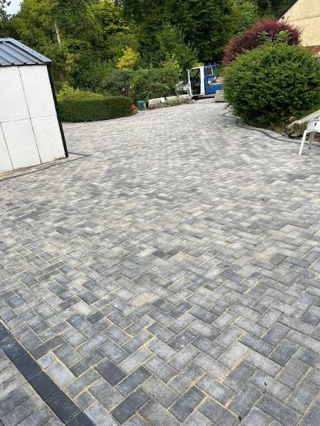 Pavestone Resin and Driveways Specialists