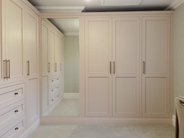 James Knight Interiors Ltd