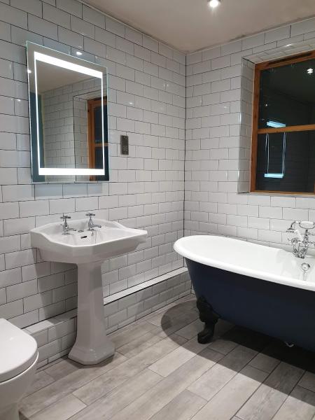 Bathroom Fitters UK Ltd