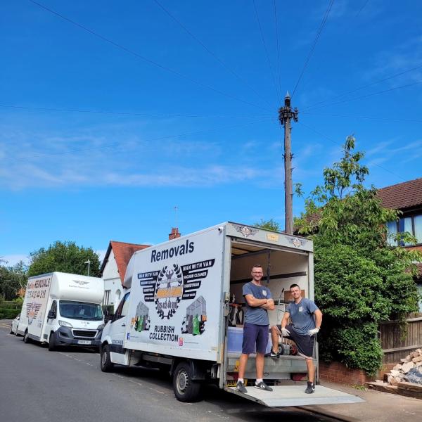 Man With van Radvan Removals Stratford Upon Avon