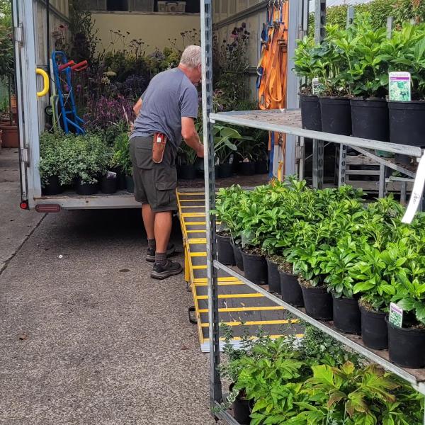 Man With van Radvan Removals Stratford Upon Avon