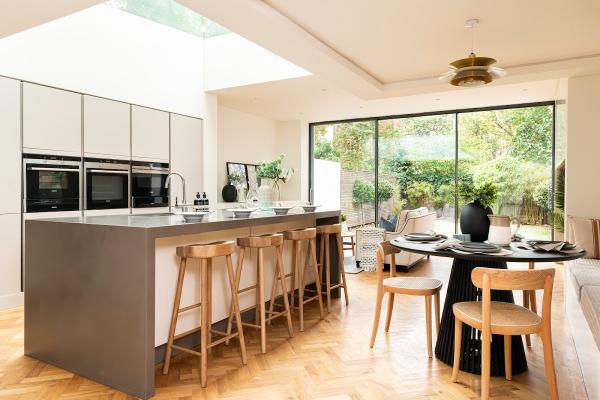 LJ Interiors