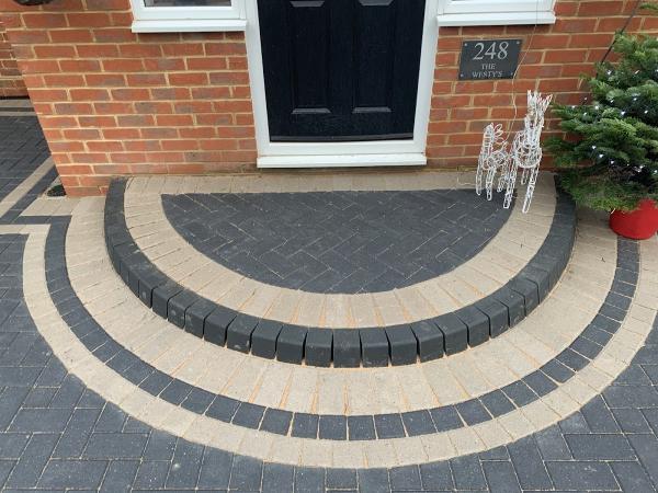 J R Brickwork and Landscaping