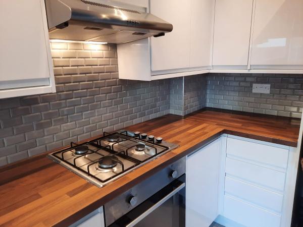 Roman Tiling Services