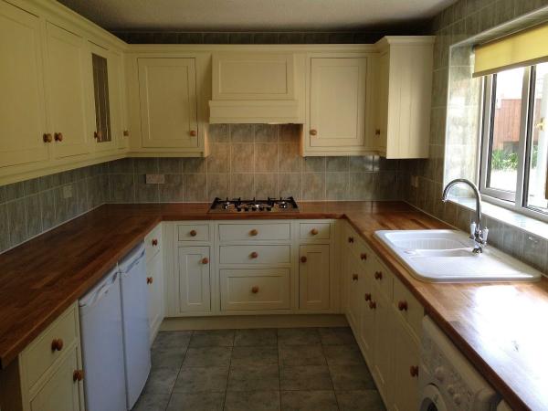 Steve Cross Kitchen & Worktop Installations