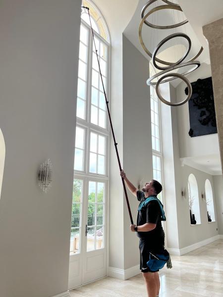 2 Parts Hydrogen Professional Window Cleaning
