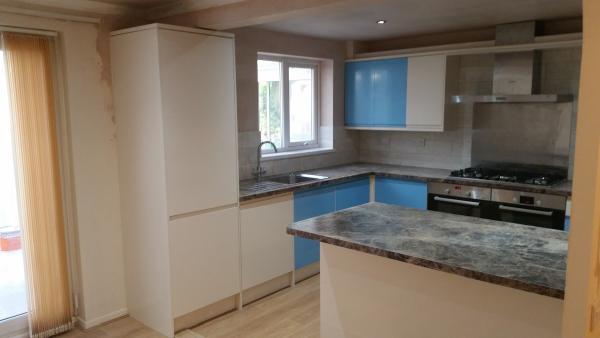 B.W. Kitchen AND Bathrooms Fitters