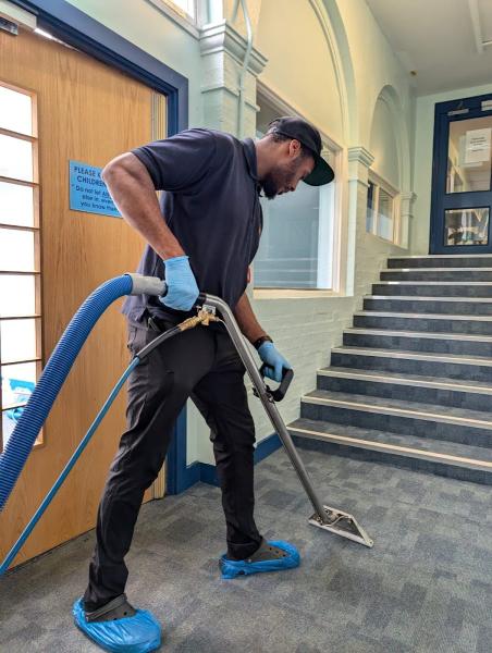 Glint Cleaning Solutions