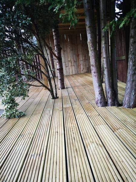 Fenced Up Fencing and Decking