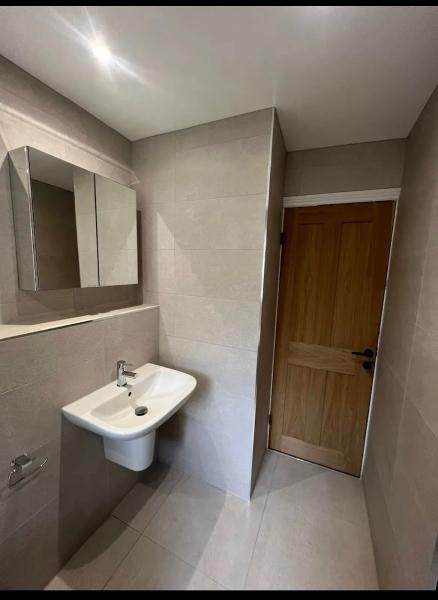 Surrey Plumbing and Bathrooms