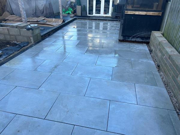 Unique Pavings & Landscapes LTD