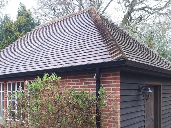 UK Gutters: Flat Roofing