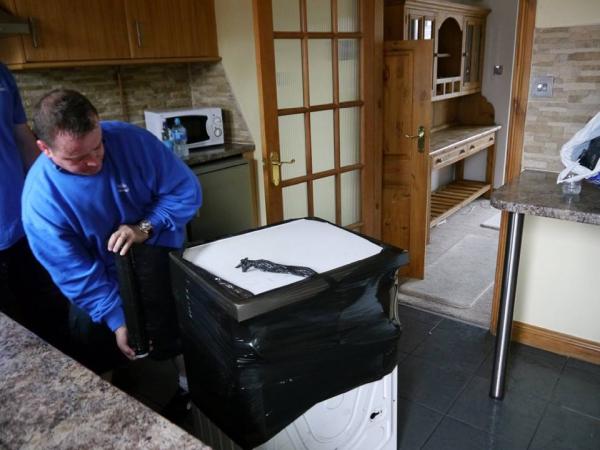 Leigh's Removals