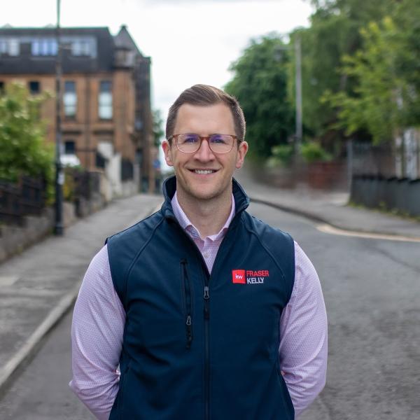 Fraser Kelly Estate Agent