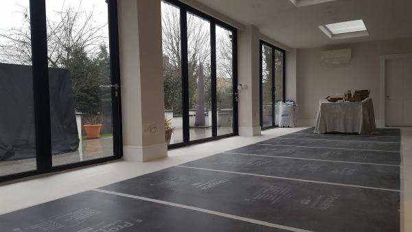 Paul's Decorators London LTD Professional Painters & Decorators