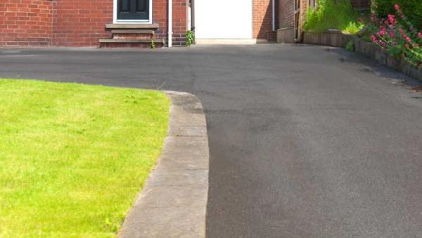 Tudor Rose Paving
