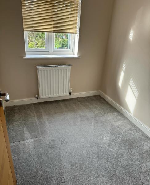 2 V Cleaning & Property Maintenance