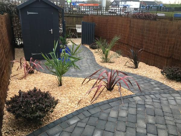 Three Acorns Landscaping