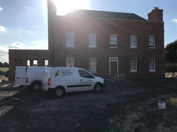 B Denyer Brickwork Ltd