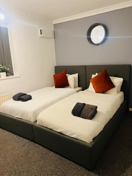 Sparkle Specialists Ltd