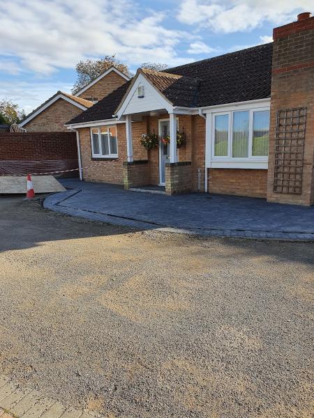 Driveway & Decking Co