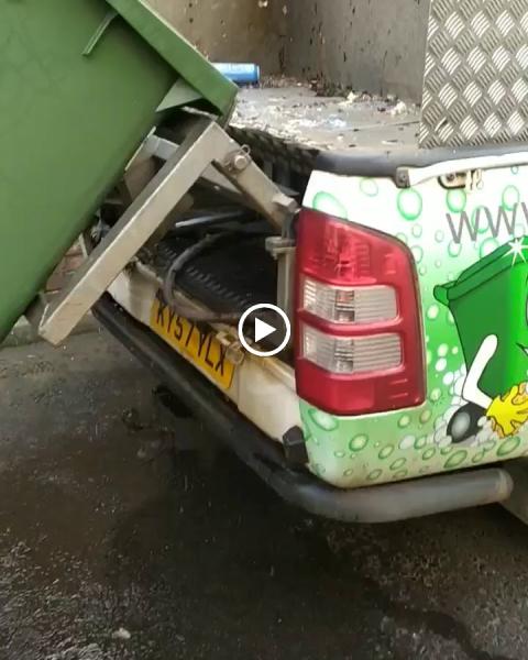 Flamingo Exterior Cleaning