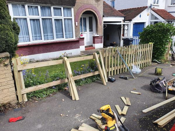 TG Fencing Eastbourne