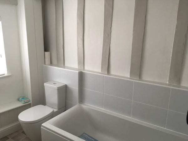 Premier Painting Decorating & Plastering Services
