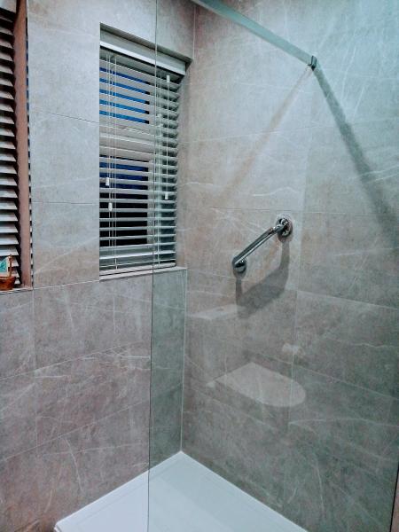 Arc Bathrooms & Kitchens