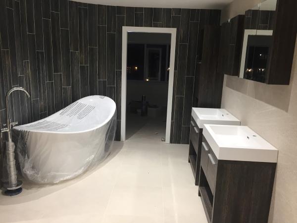 Arc Bathrooms & Kitchens