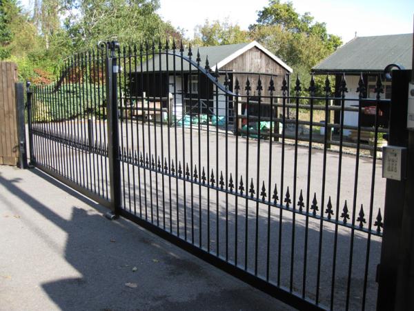Gates 'N' Railings