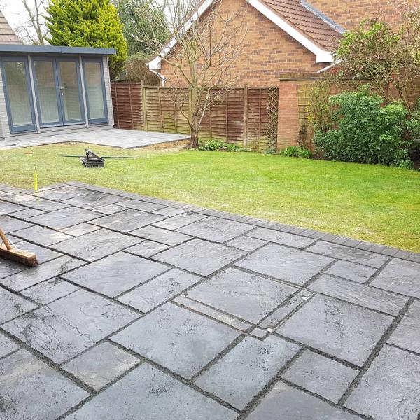 M.D Fencing AND Landscapes LTD
