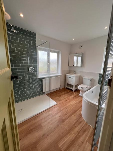 Aqua Plumbing & Heating Services Ltd