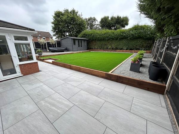 Simons Landscaping LTD