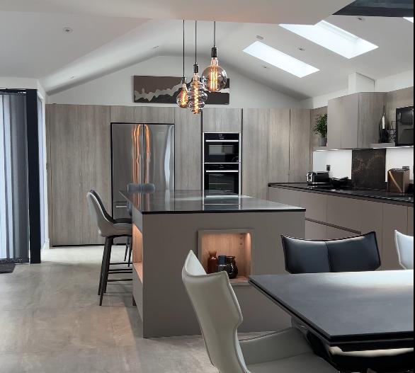 Schmidt Kitchens Loughton