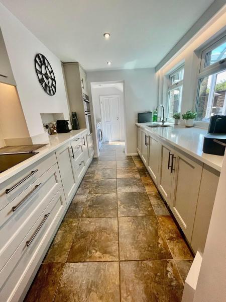 Dovetail Kitchens & Bathrooms