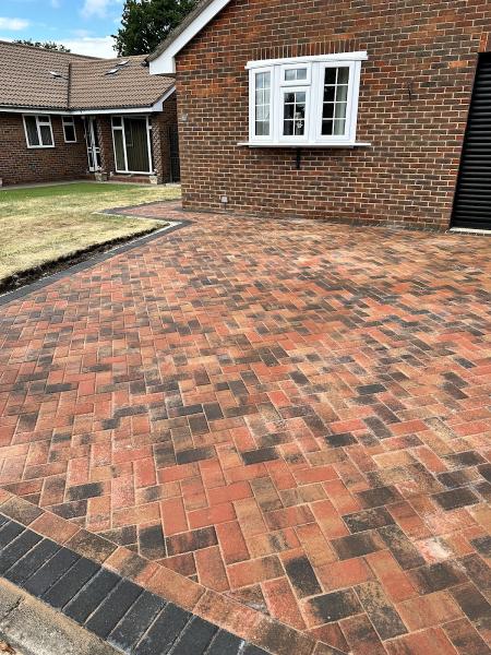 GJL Paving & Landscaping LTD