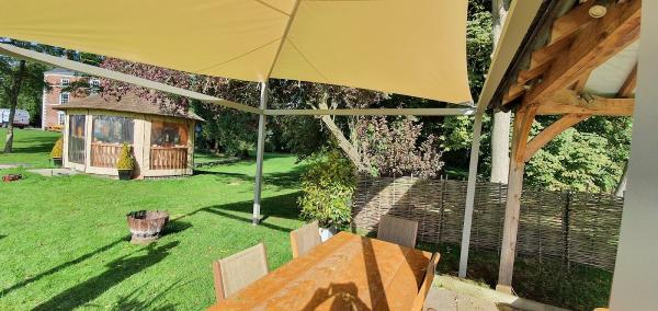 Cena Outdoor Kitchens