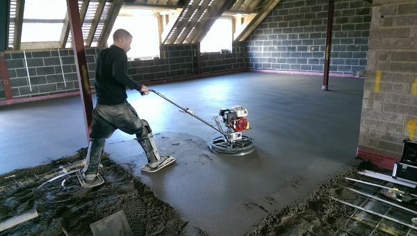 Specialist Screeding