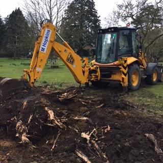 Digger Hire Oxfordshire (M Hopkins JCB Hire)