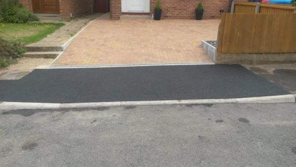 D J Moyse Surfacing Ltd