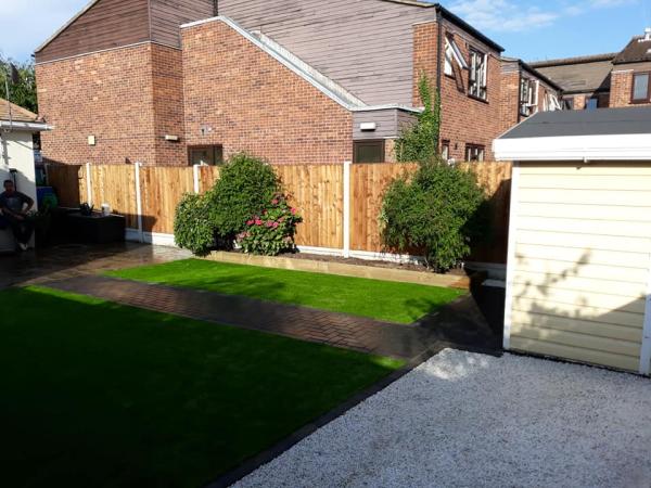 P.L Fencing & Landscaping