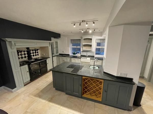 Eglantine Hand Painted Kitchens