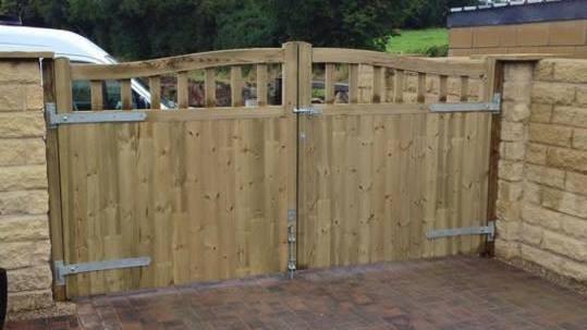 MH Fencing & Gates Ltd