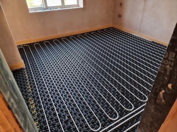 CM Screeding & Underfloor Heating