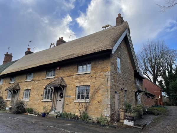 Simply Thatch: Thatch Roof Repairs Cambridge